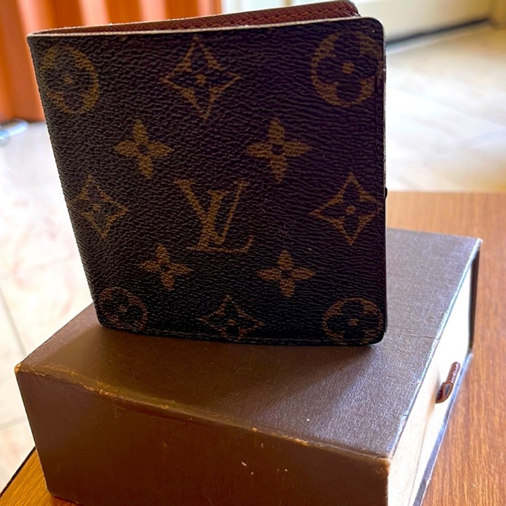 Men’s vintage louis vuitton wallet